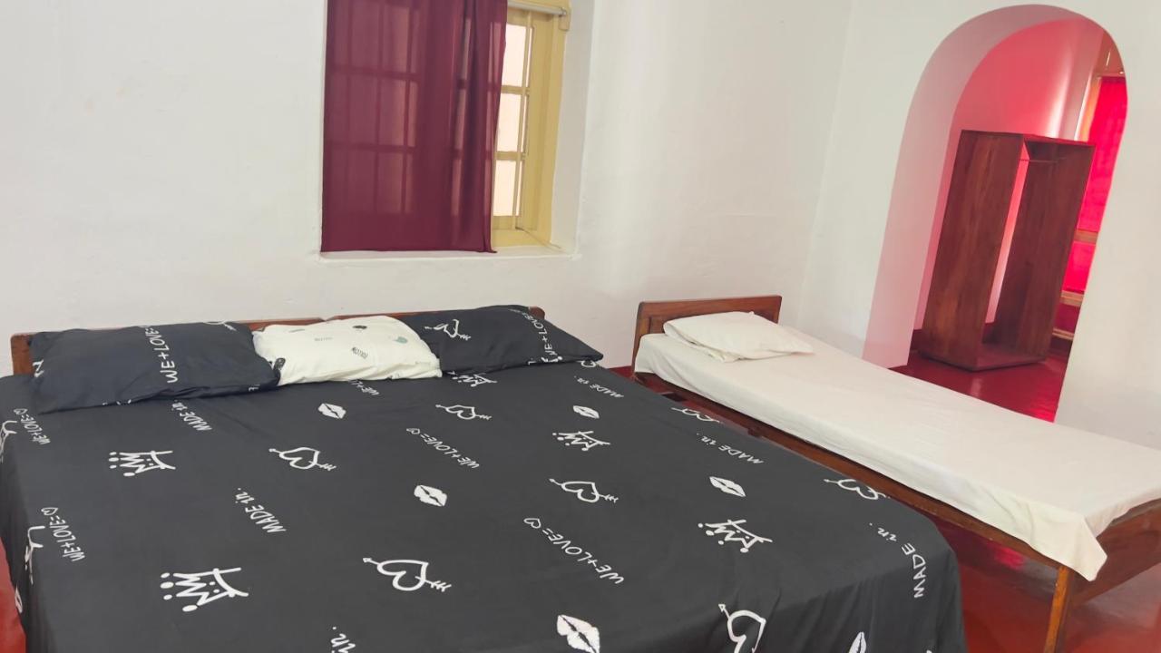 Отель Resthouse Vavuniya Экстерьер фото