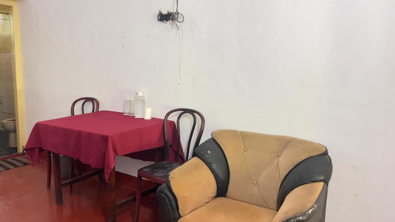 Отель Resthouse Vavuniya Экстерьер фото